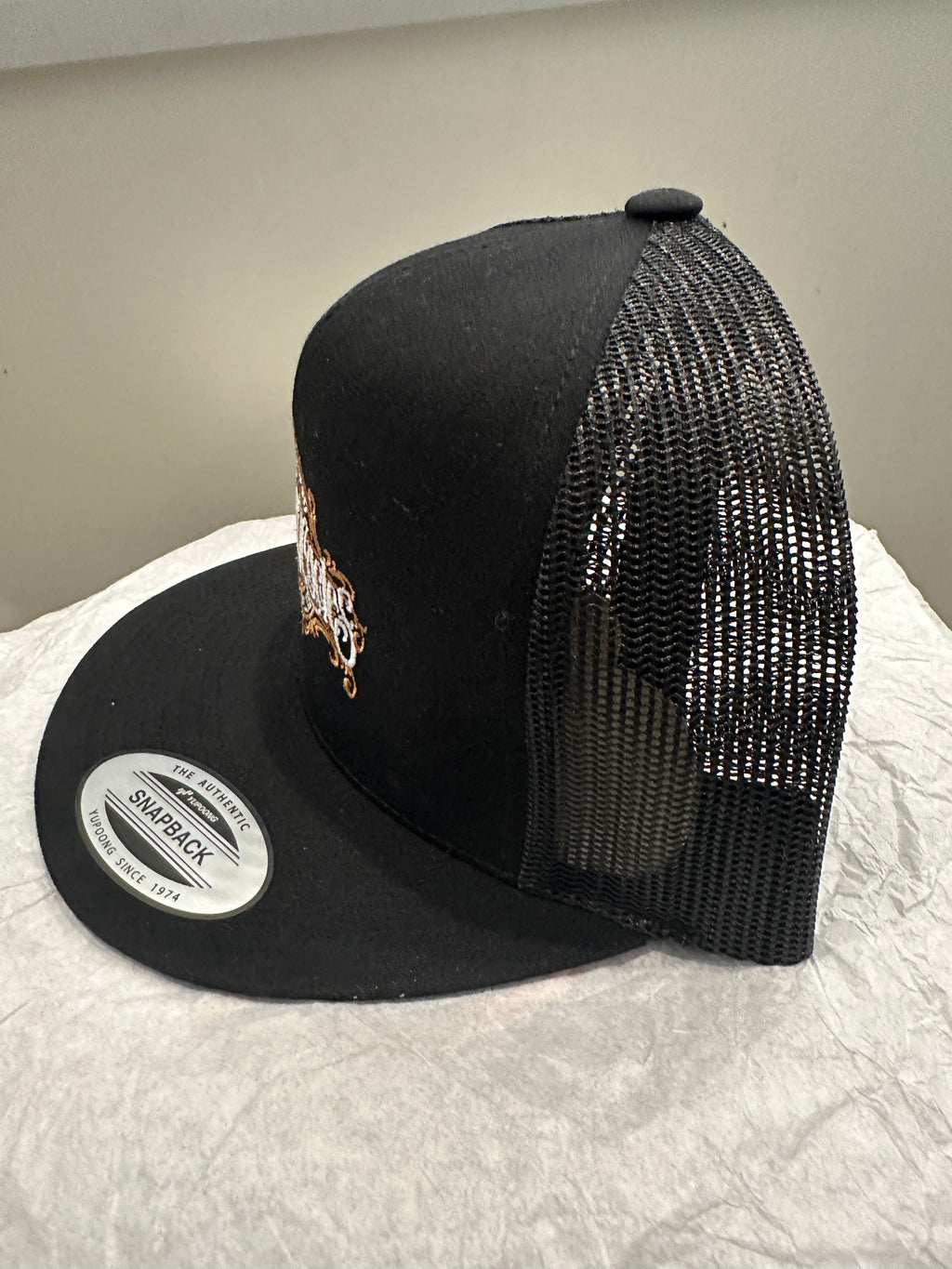 SNAPBACK HAT